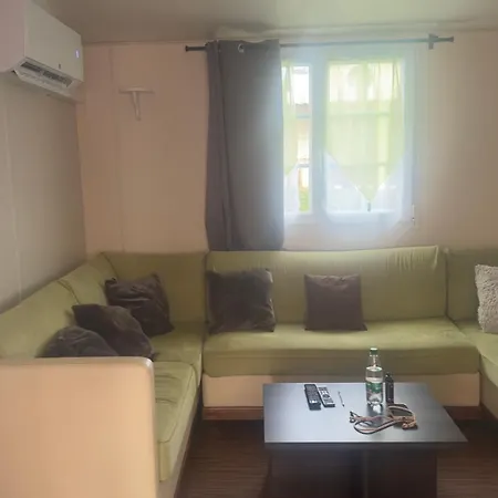 Beau Mobilhome 6 à 8p Confort Campeggio *